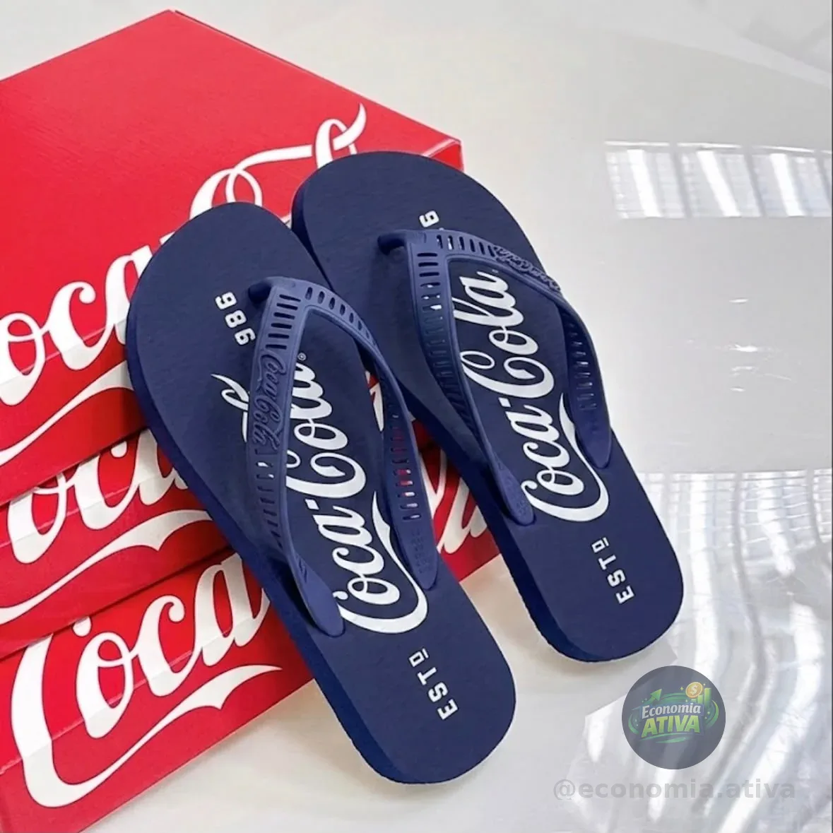 Chinelo Coca Cola (3 cores)