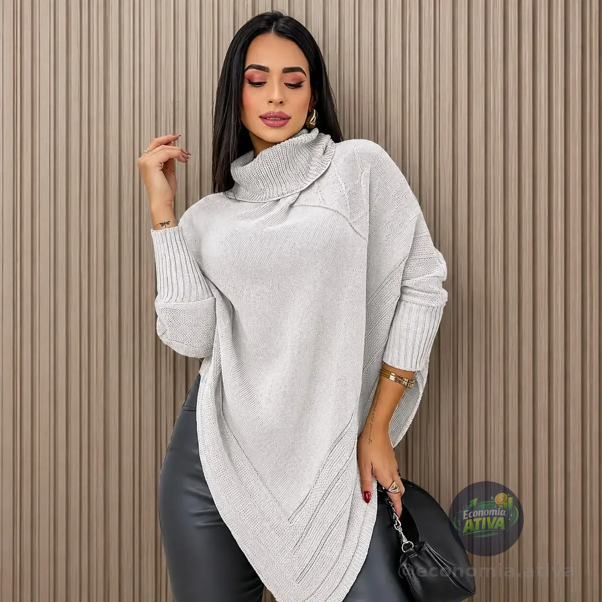 Blusa Poncho Tricot Assimétrico Alongado
