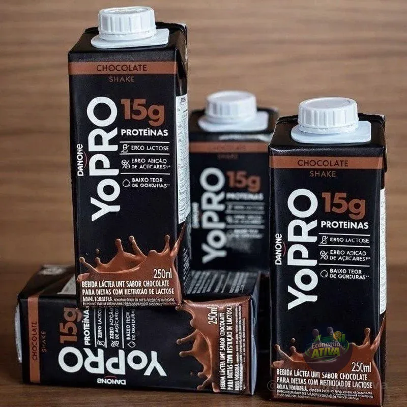 12 Unidades YoPRO Bebida Láctea UHT Chocolate 250ml