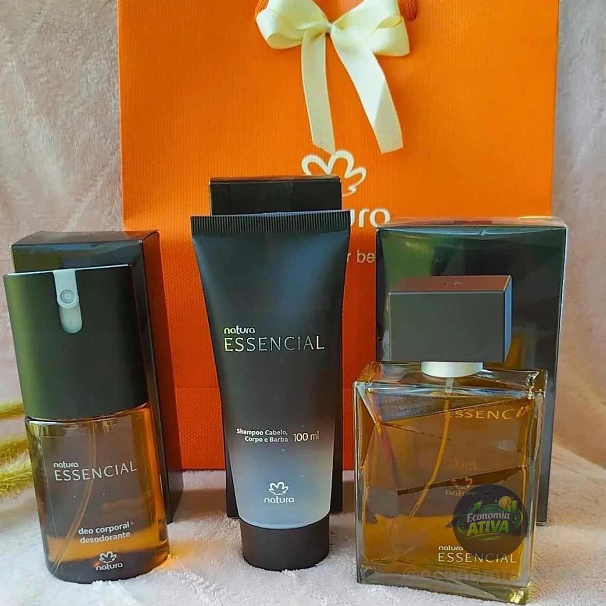 Kit Natura Essencial - Perfume 100ml - Desodorante 100ml - Shower Gel 100g