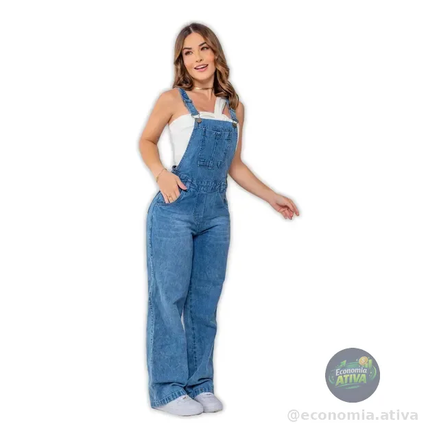 Jardineira Jeans Slim Com Elastano Cintura Alta Na Promoção