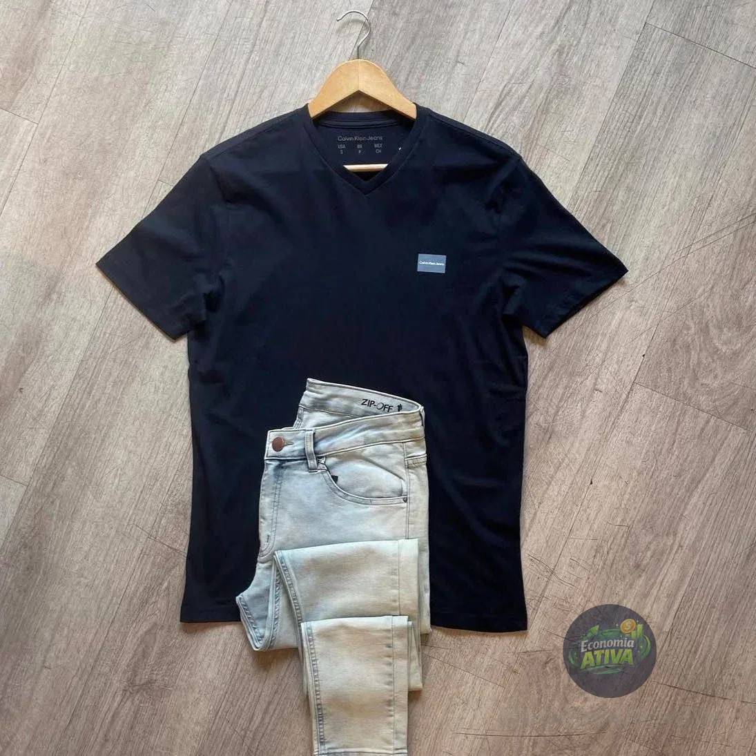Camiseta Calvin Klein Jeans Light Square