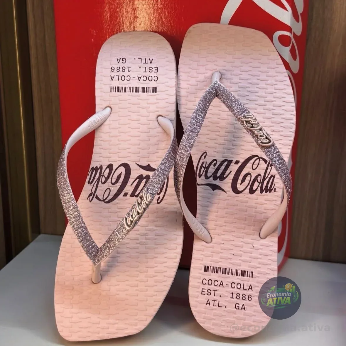 Chinelo Sandália Coca Cola Feminino (5 modelos)