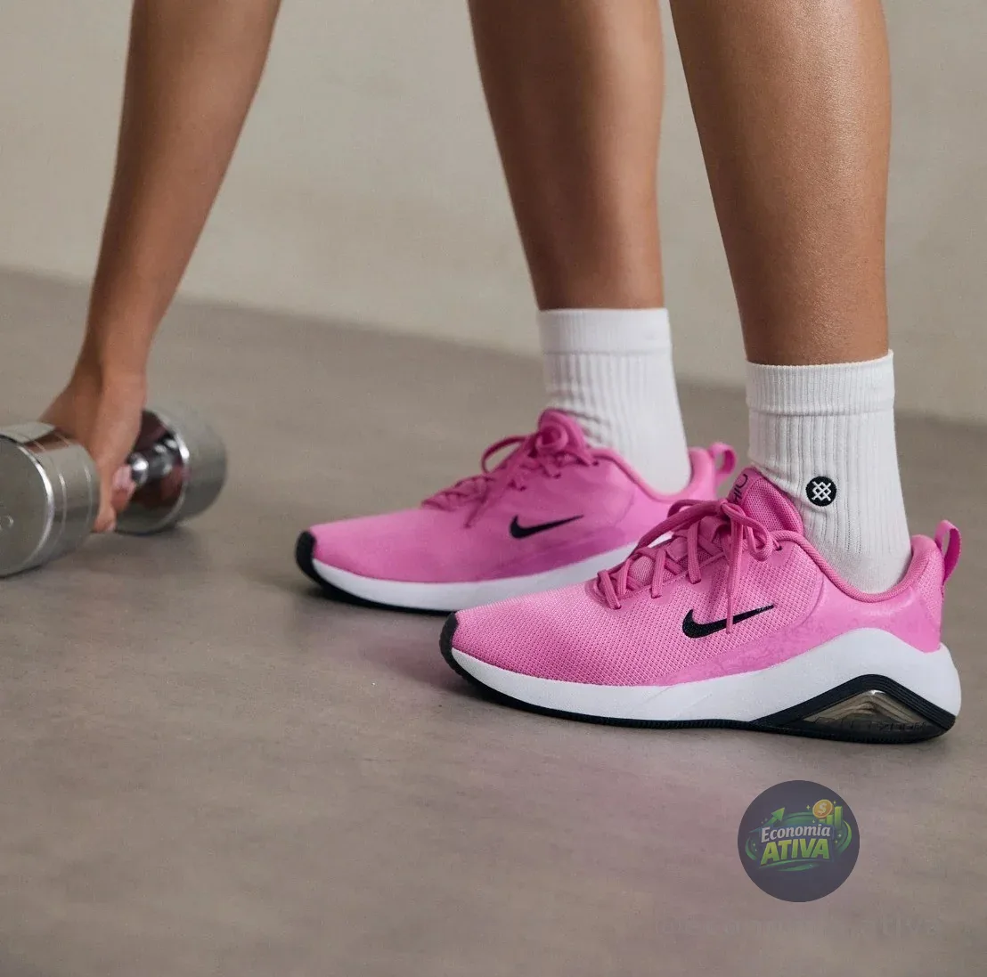 Tênis Nike Air Zoom Bella 7 Feminino