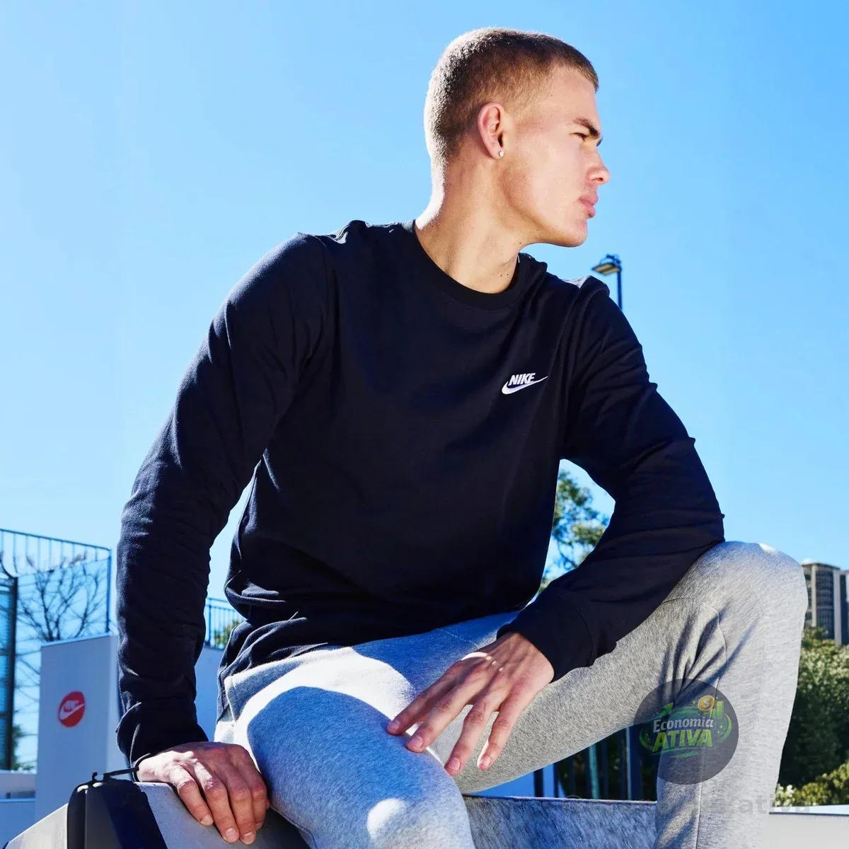 Camiseta Nike Sportswear Masculina