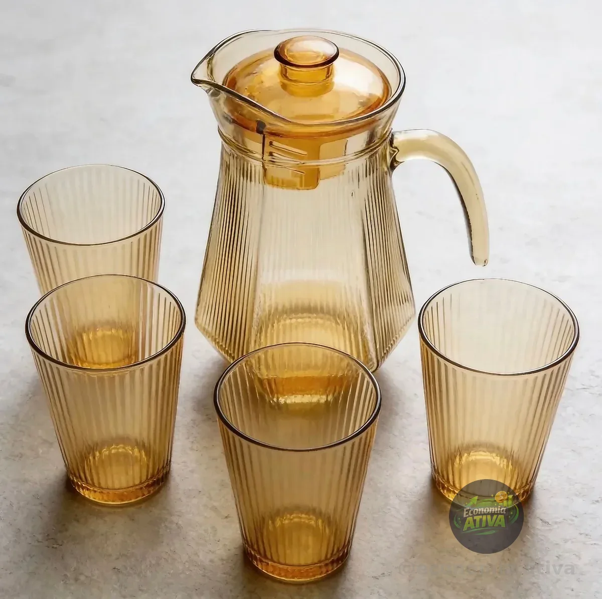Jarra Com 6 Copos Vidro 7 Peças Dourado