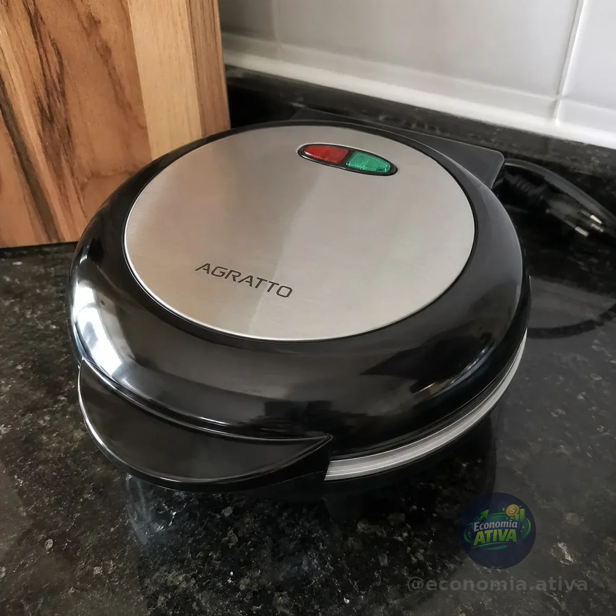 Omeleteira Antiaderente Elétrica Dupla 800w Mr. Cheff 110v Preto