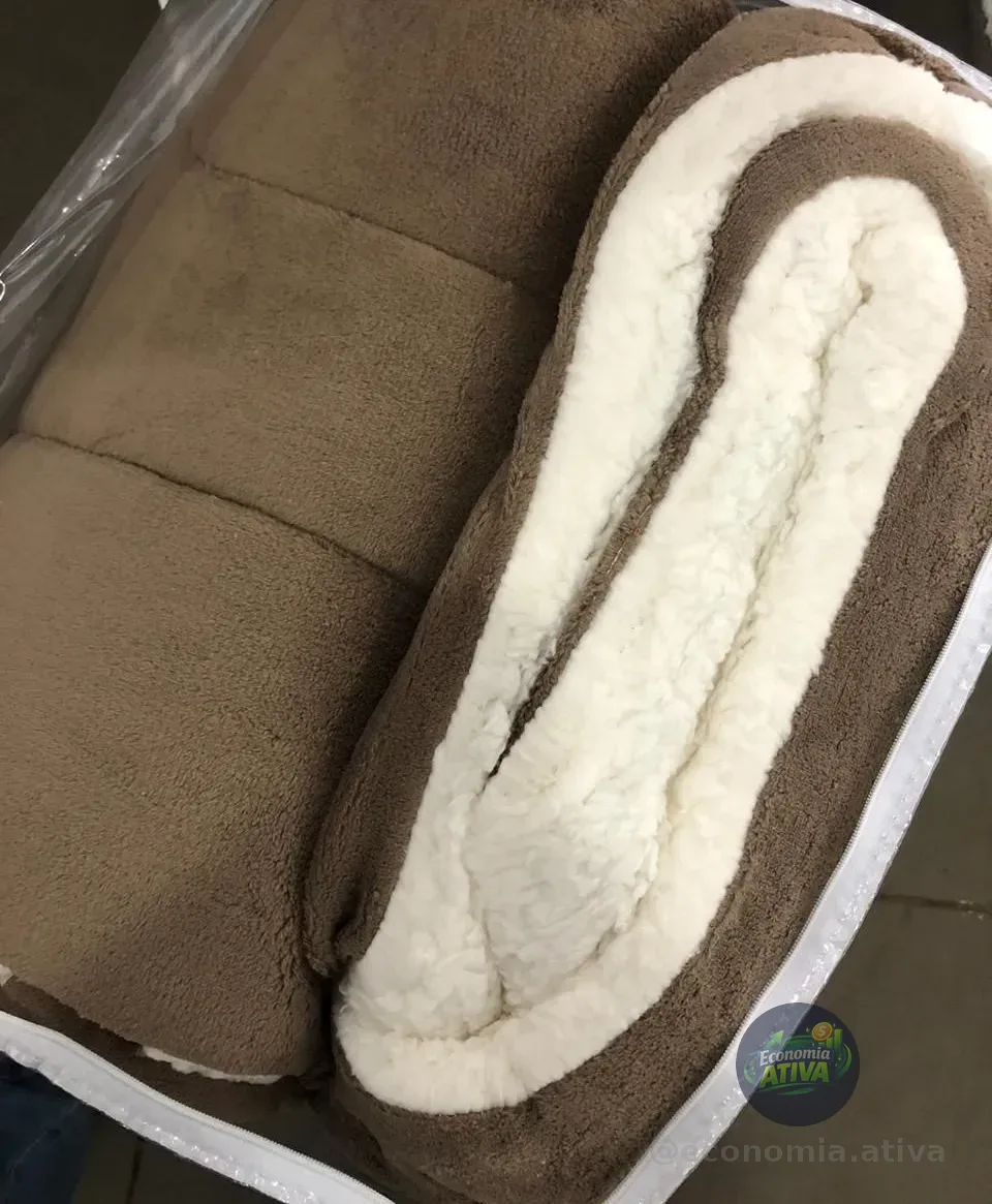 Edredom Sherpa Coberdrom E Cobertor Casal Queen Grosso Cores Cor Tabaco Desenho Do Tecido Lisa