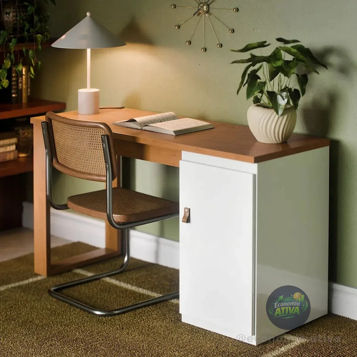 Escrivaninha Mesa Para Computador Paris 115cm Home Office Estudo Escritório Mdf Mdp 1 Porta Armário Lateral Puxador De Couro Cor Branco Canela Canela/branco