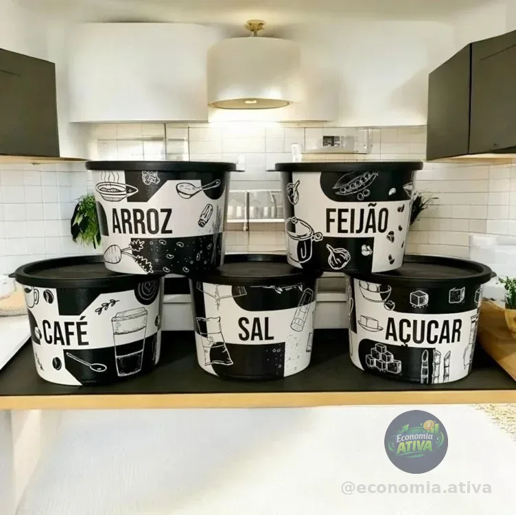 Kit Porta Mantimentos 5 Peças  Redondo Com Decoração 1,5 Lt Preto