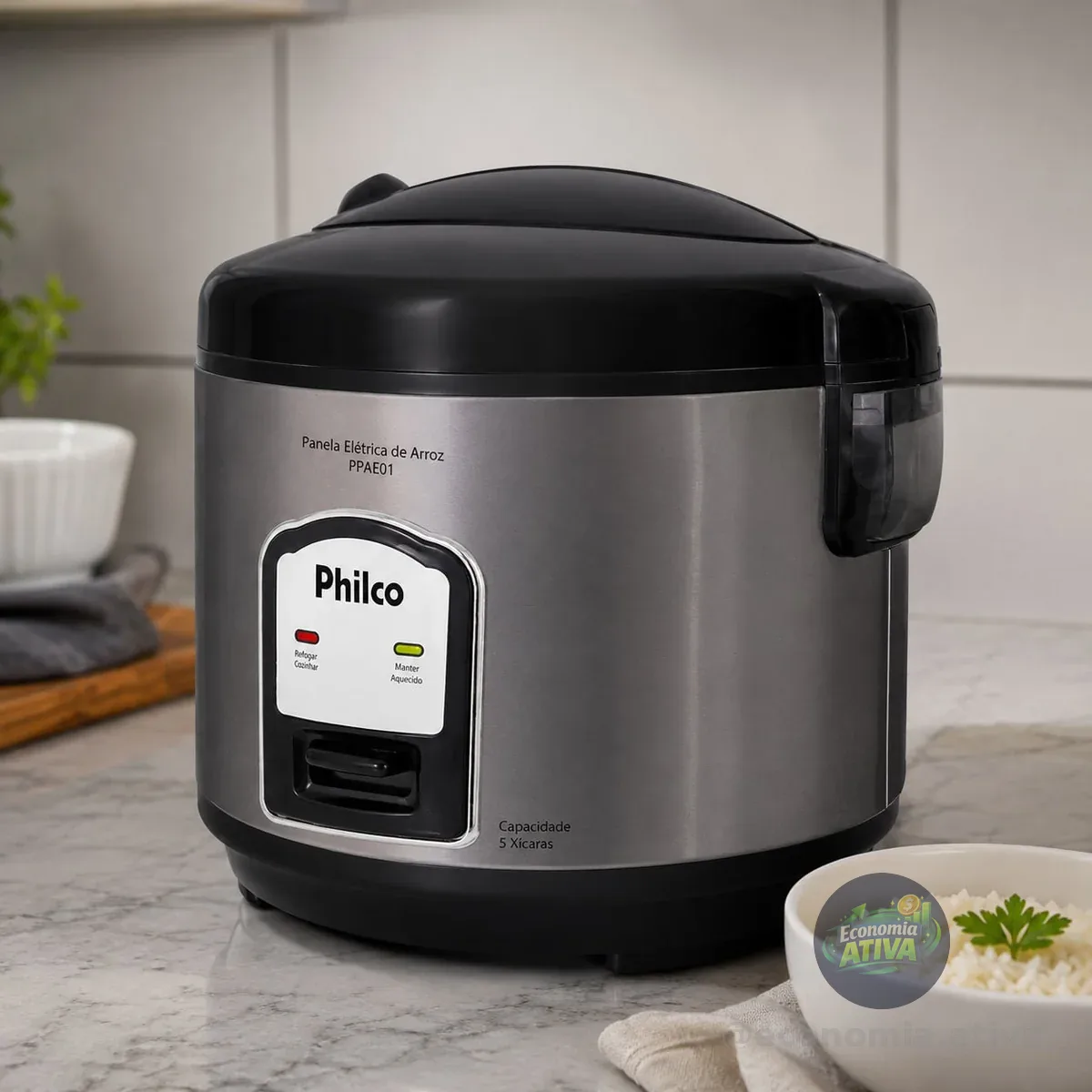 Panela De Arroz Elétrica Philco 5 Xícaras 1,6l Ppae01 Cor Preto 220v