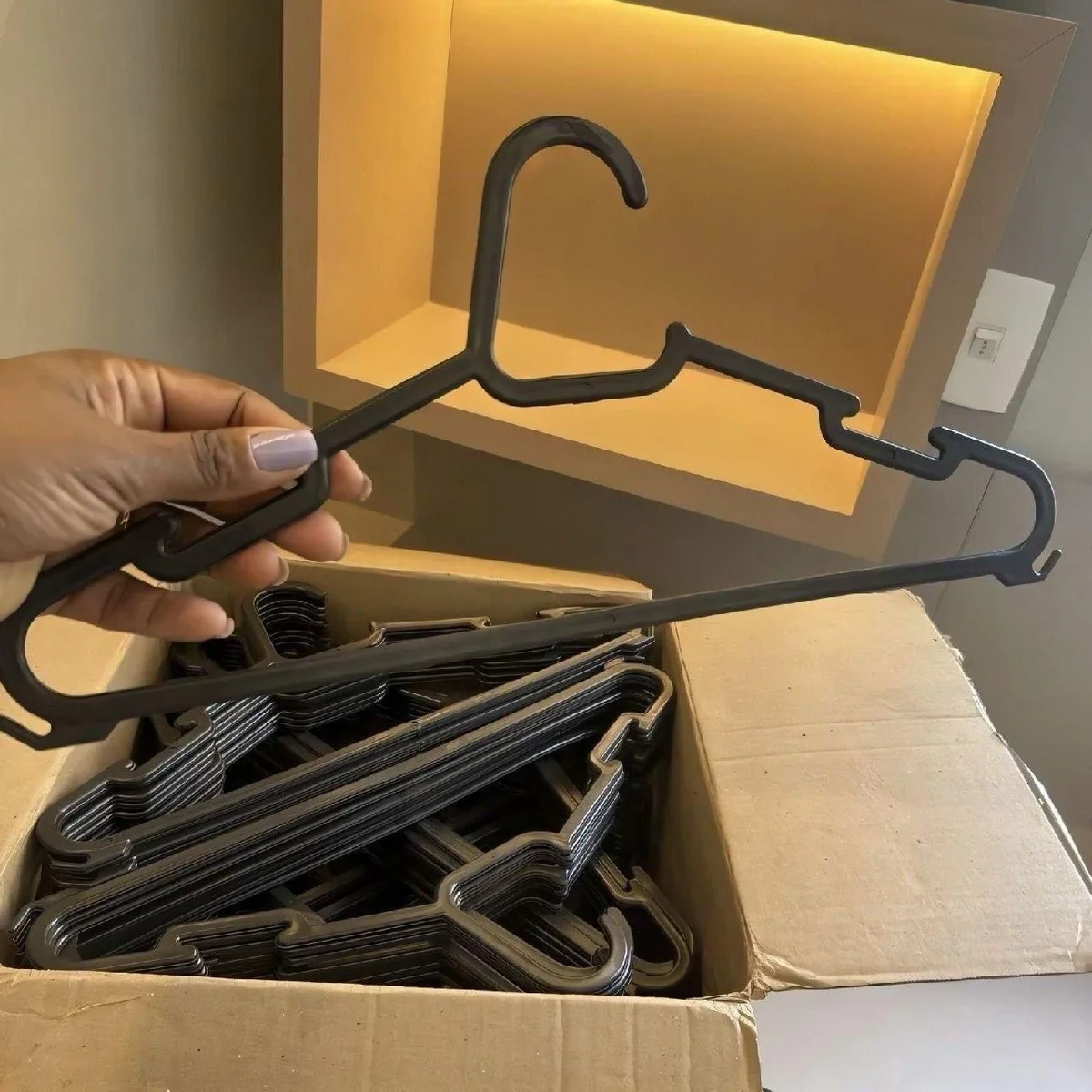 Kit 50 Cabides Preto Reforçado