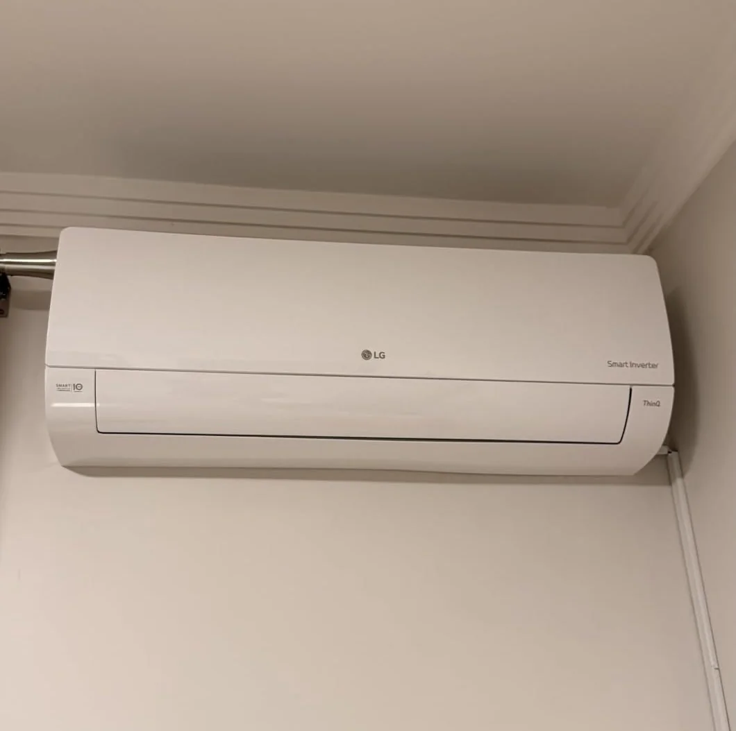 Ar-Condicionado Split Hi Wall LG Inverter Smart Voice AI 12.000 Btus Frio 220v