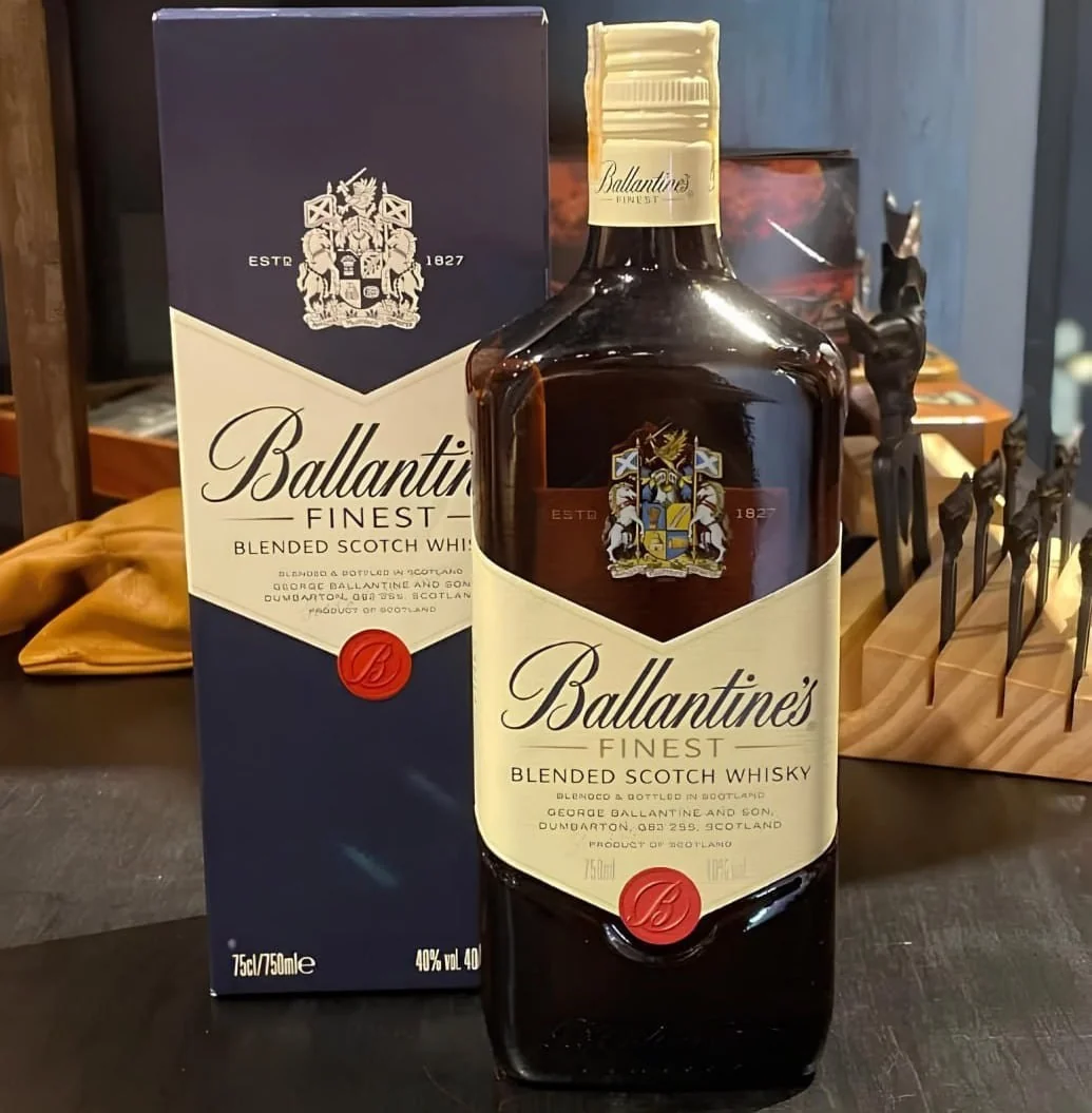 Whisky Ballantine's Finest Blended Escocês - 750 ml