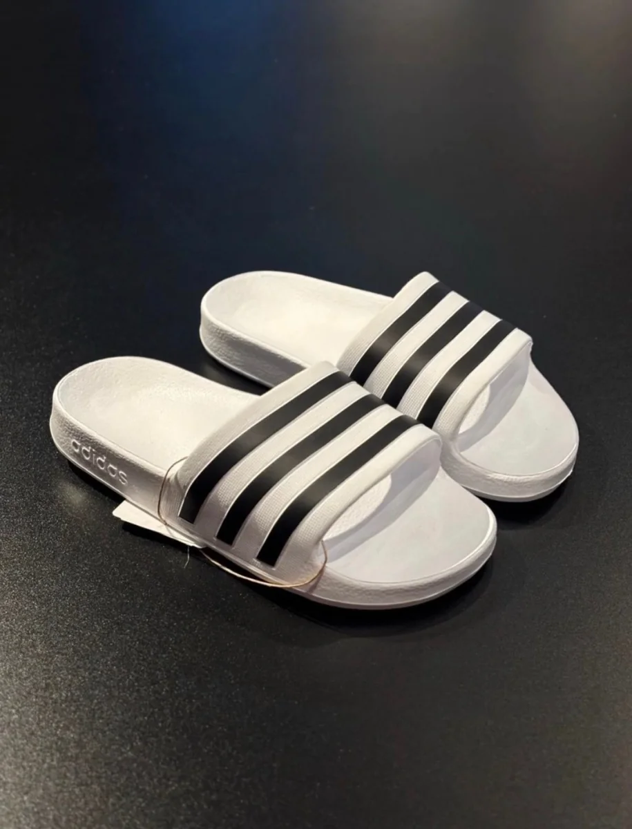 Chinelo Adidas Adilette