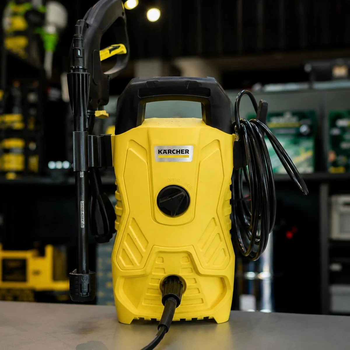 Lavadora De Alta Pressão Kärcher Compacta 1500 Psi/libras 1400w 300l/h