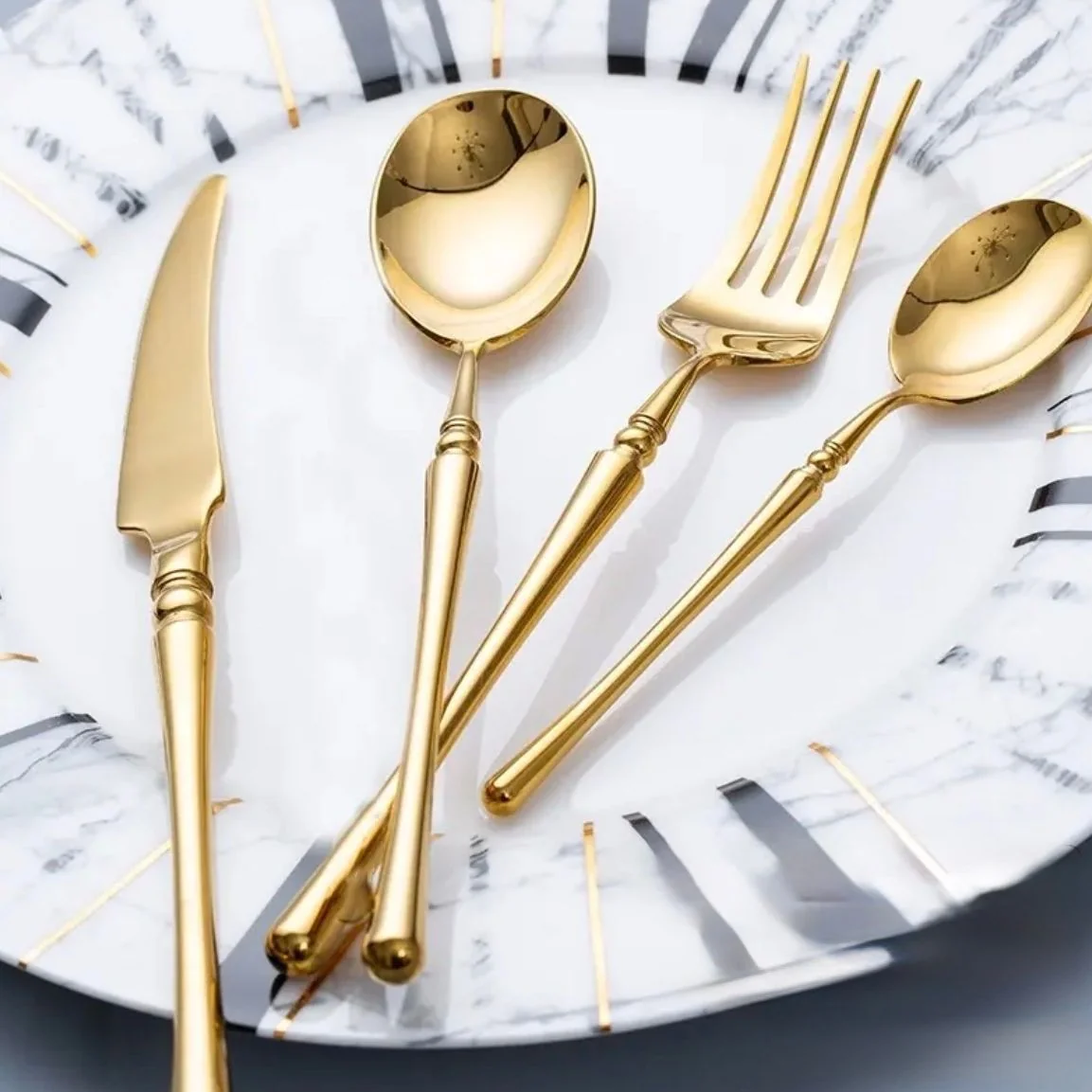 Faqueiro Aço Luxo Inox 24 Peças Com Cintura Fina Dourado