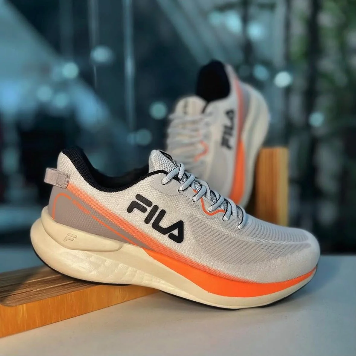 Tênis Fila Striker Feminino