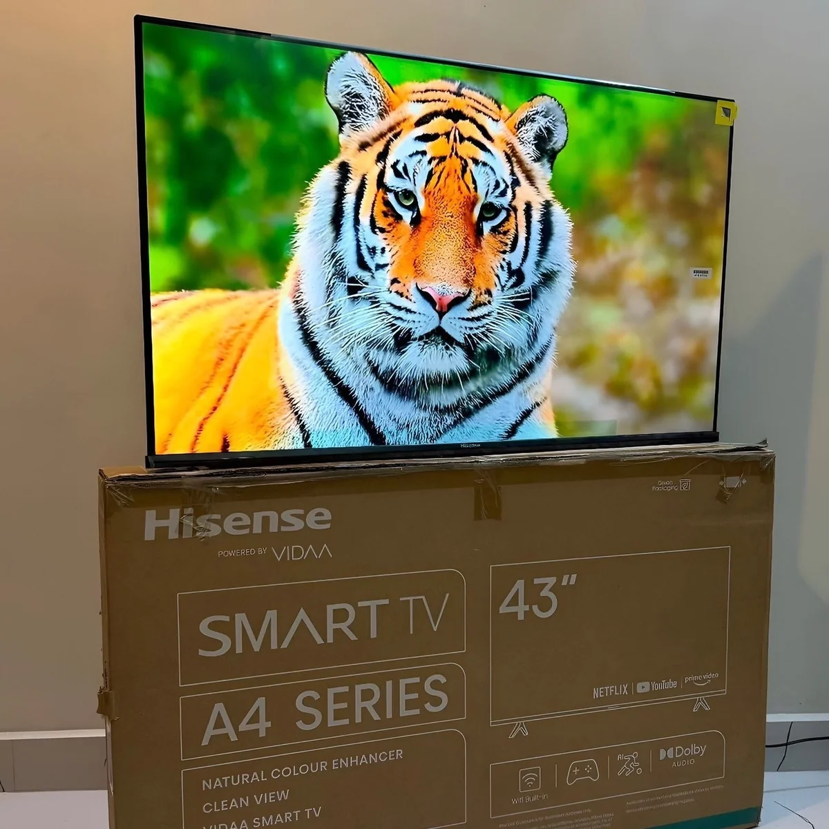 Hisense Smart TV FHD 43" Polegadas