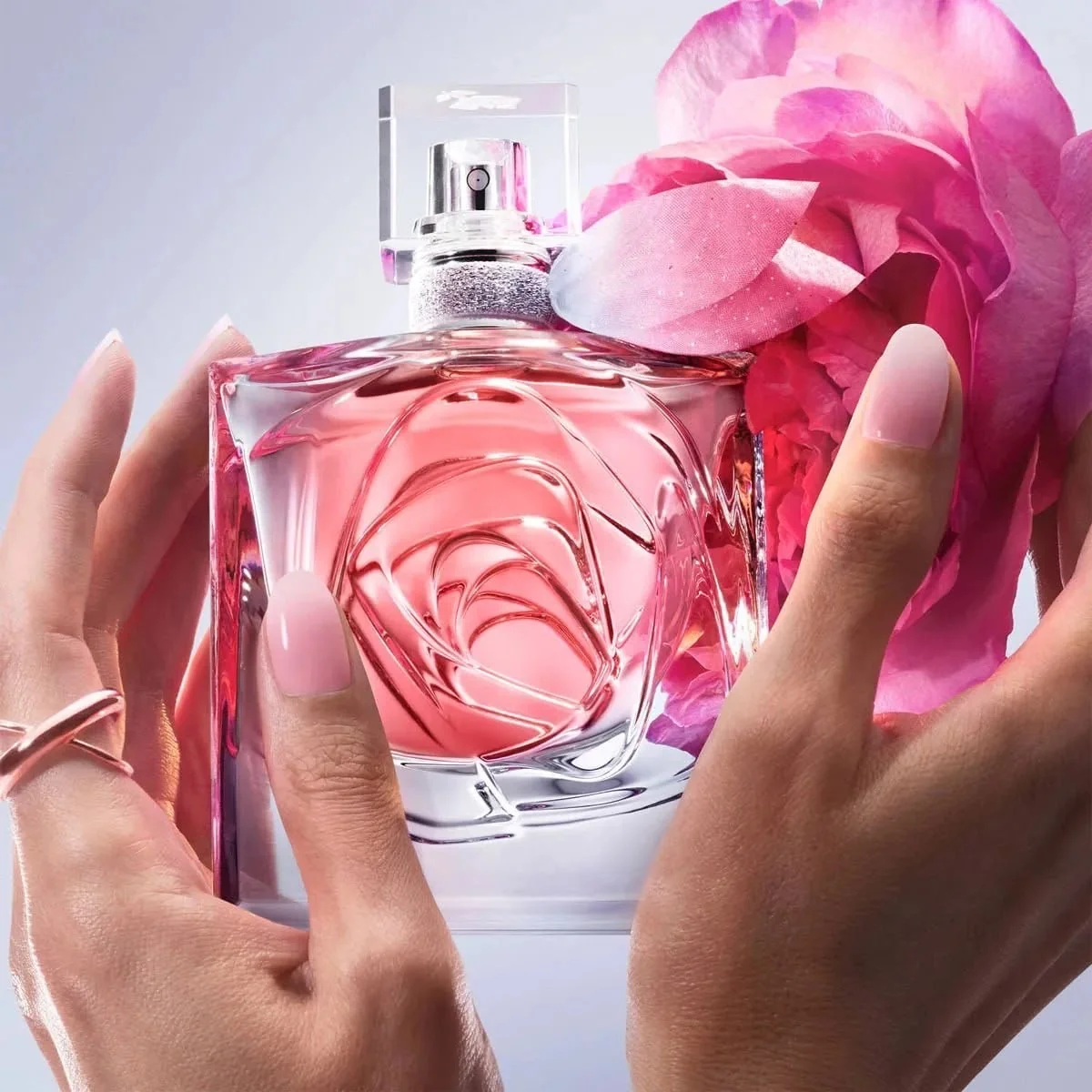 Kit 1 Perfume La Vie Est Belle Rose Extraordinaire 50ml + Brinde Surpresa