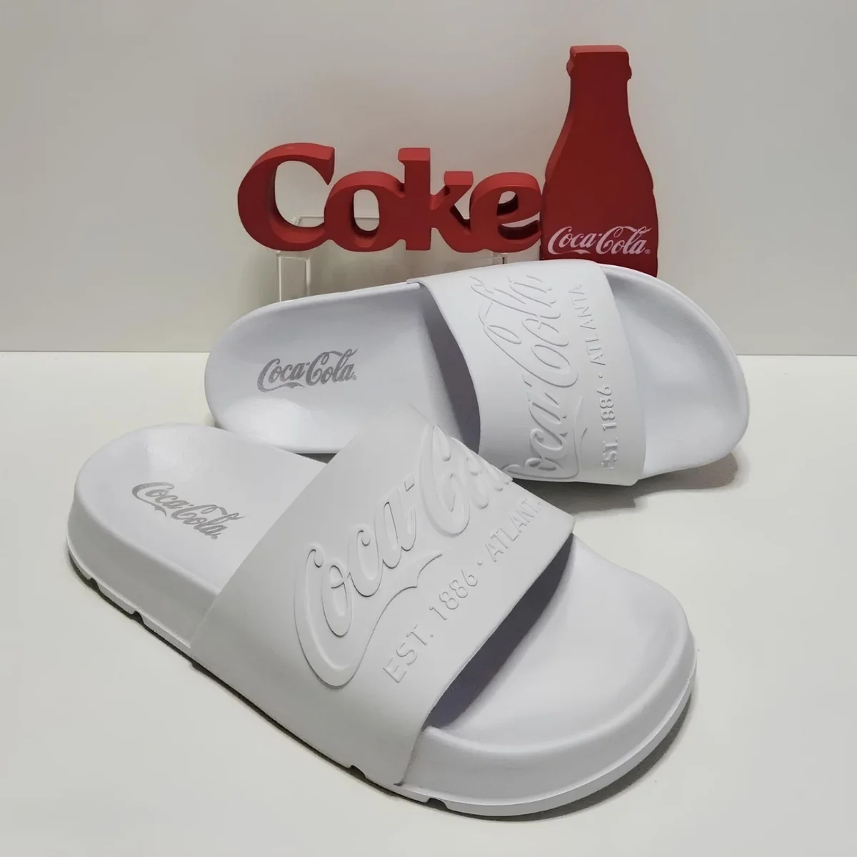 Slide Coca Cola Coke Bold