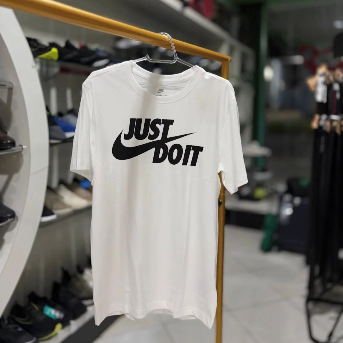 Camiseta Nike Sportswear JDI Masculina