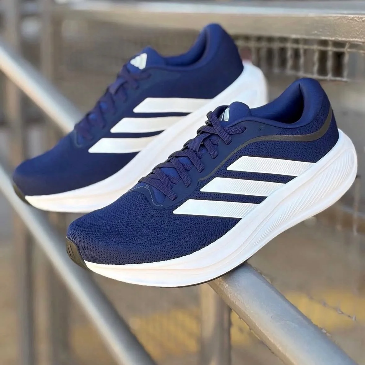 Tênis adidas Response Runner 2