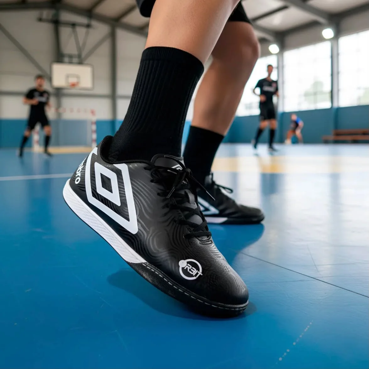 Chuteira Futsal Umbro Pro 5 (2 cores)
