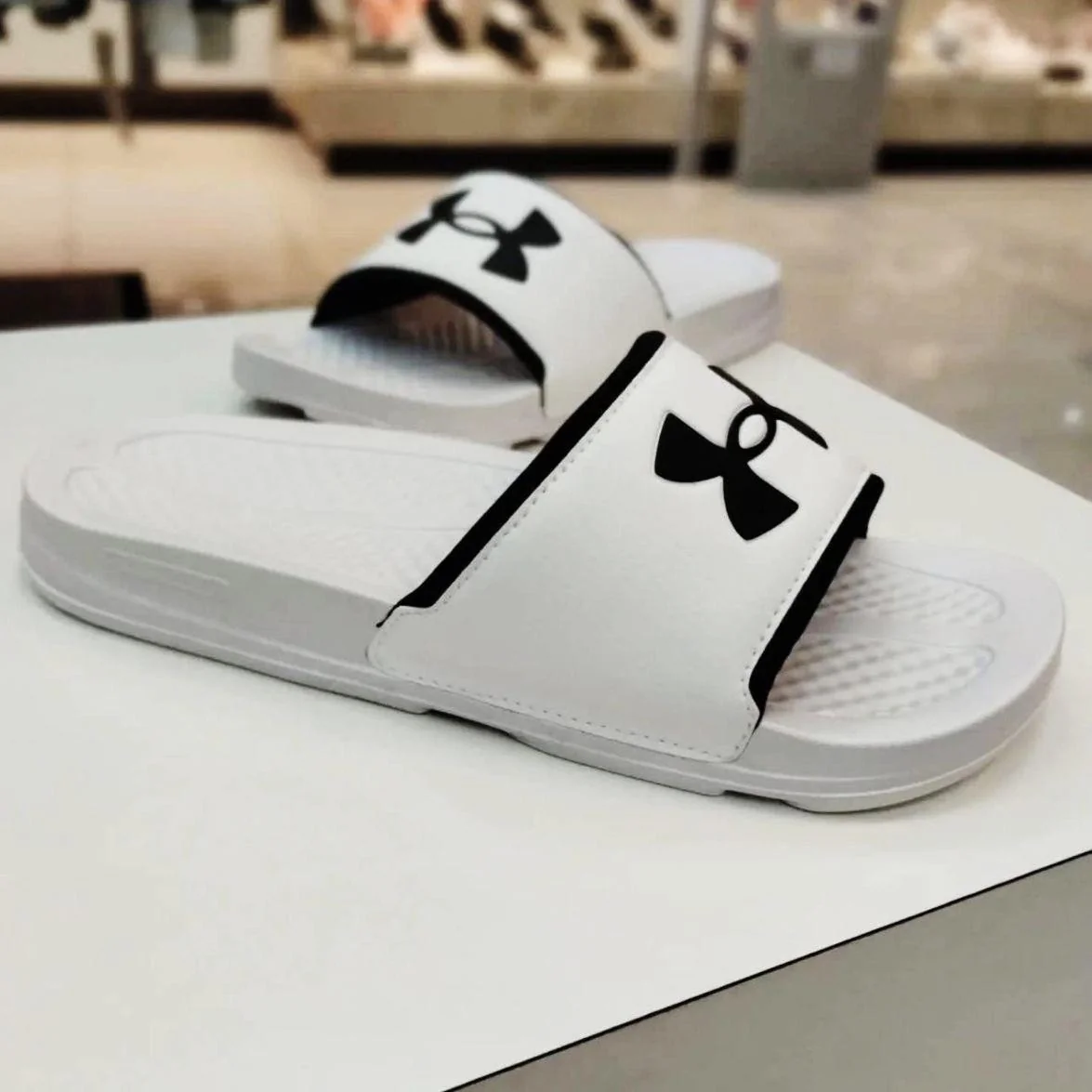 Chinelo Unissex Under Armour Daily