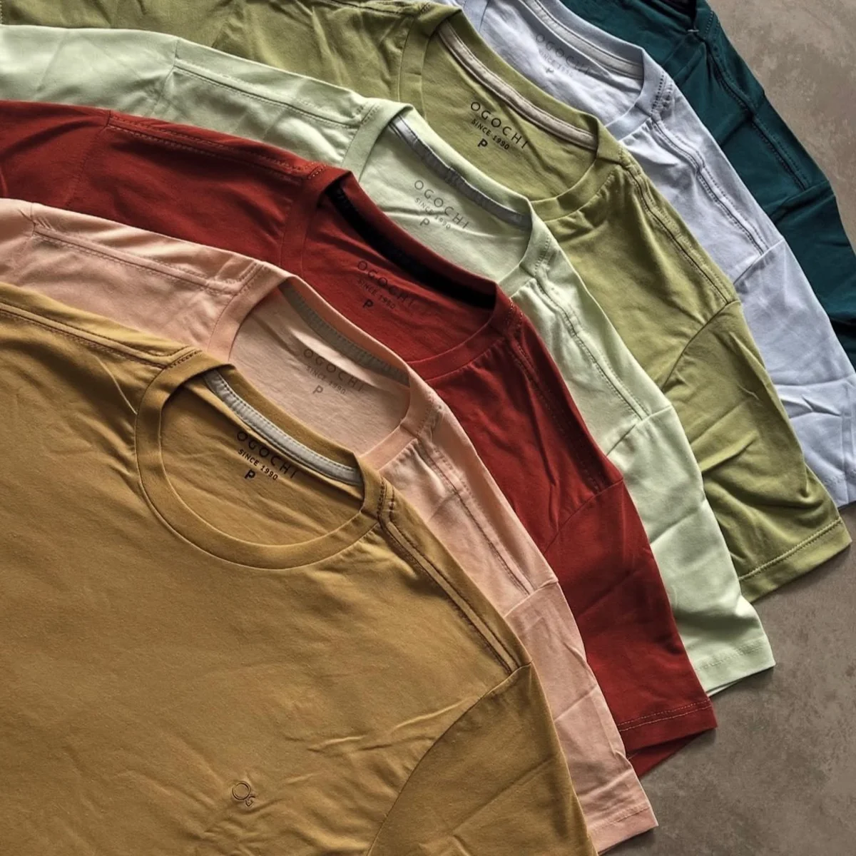 Camiseta Básica Slim Ogochi