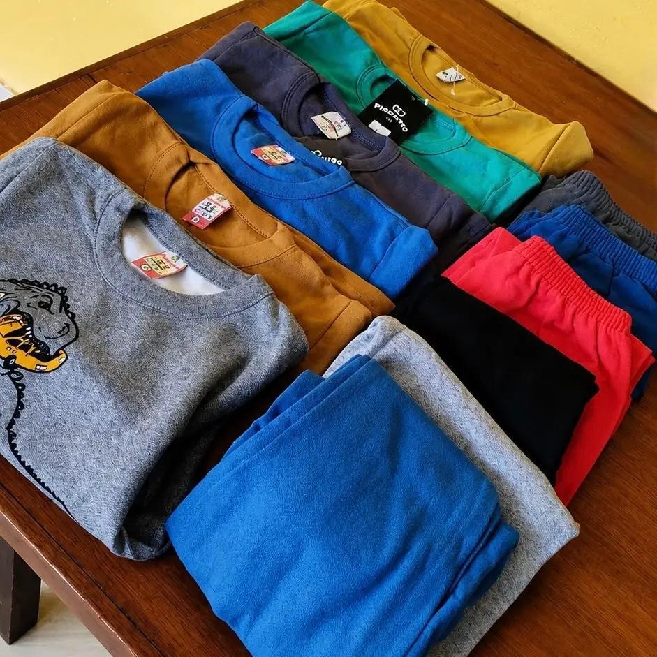 Kit 8 Peças Moletom Infantil (4 conjuntos)