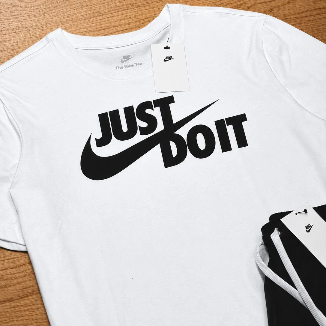 Camiseta Nike Sportswear Just Do It