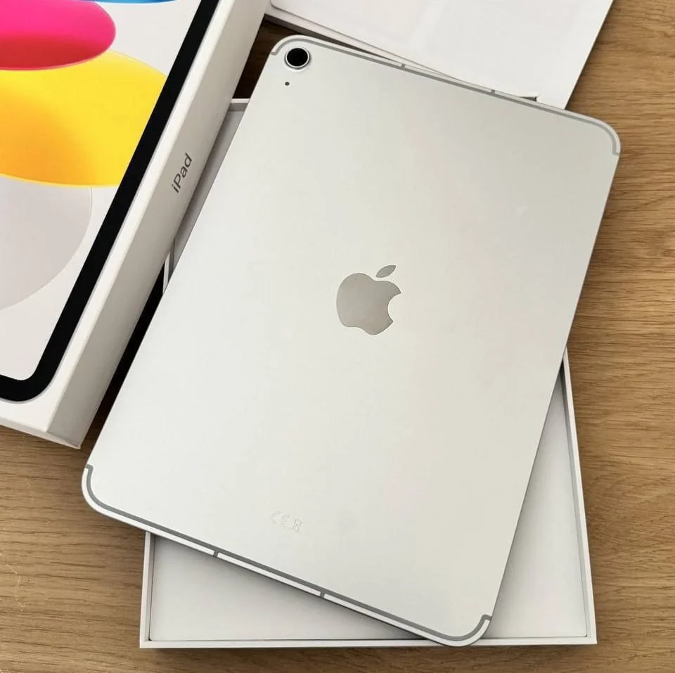 Apple 2025 iPad (Wi-Fi, 128 GB)