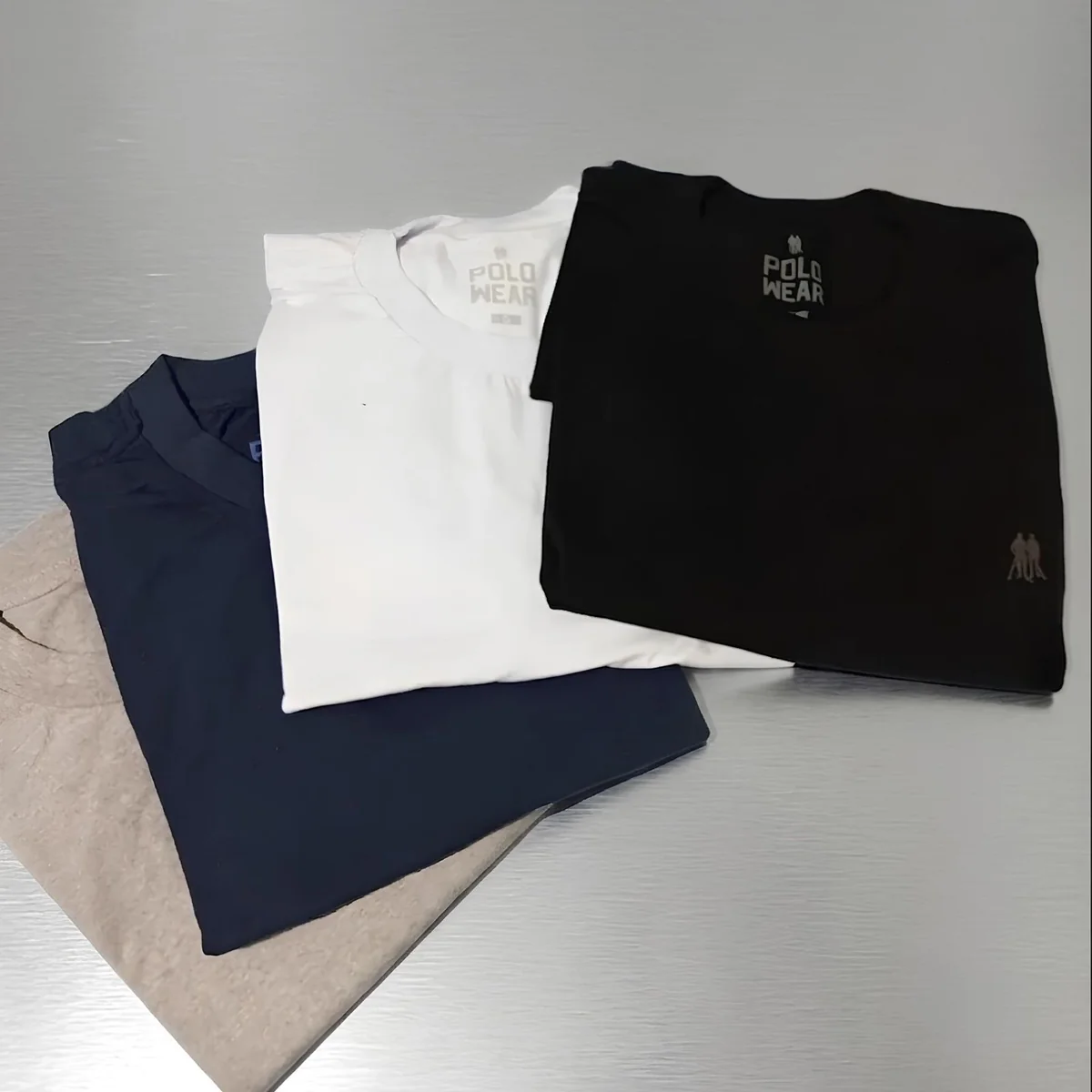 Kit 4 Camisetas Básicas Polo Wear