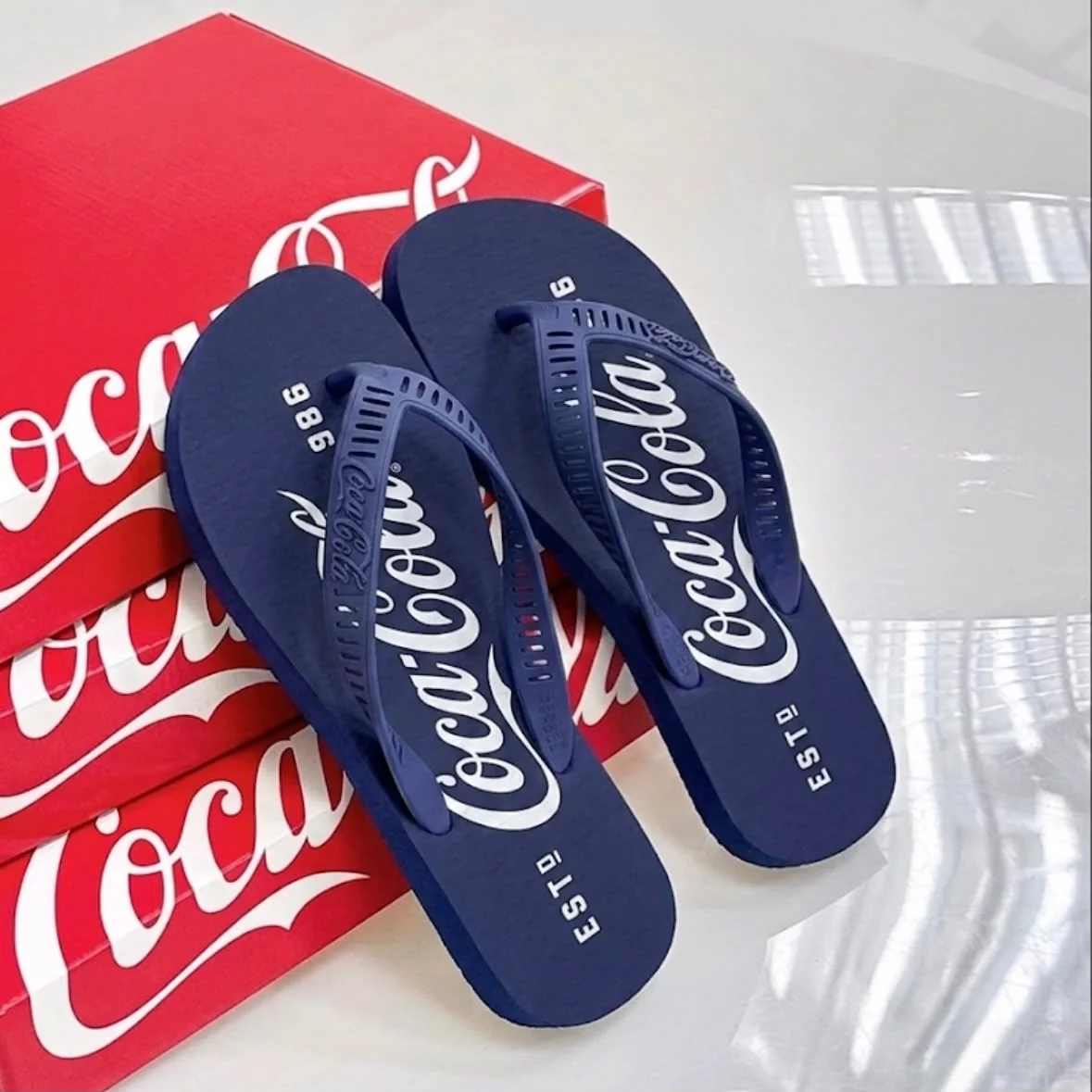Chinelo Coca Cola (3 cores)