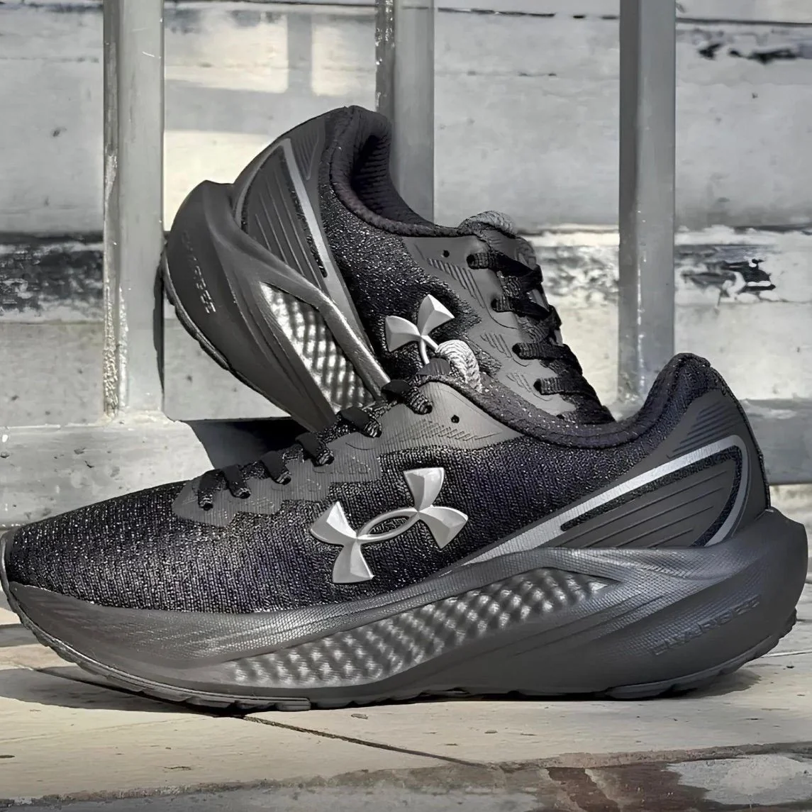 Tênis Under Armour Wing 2