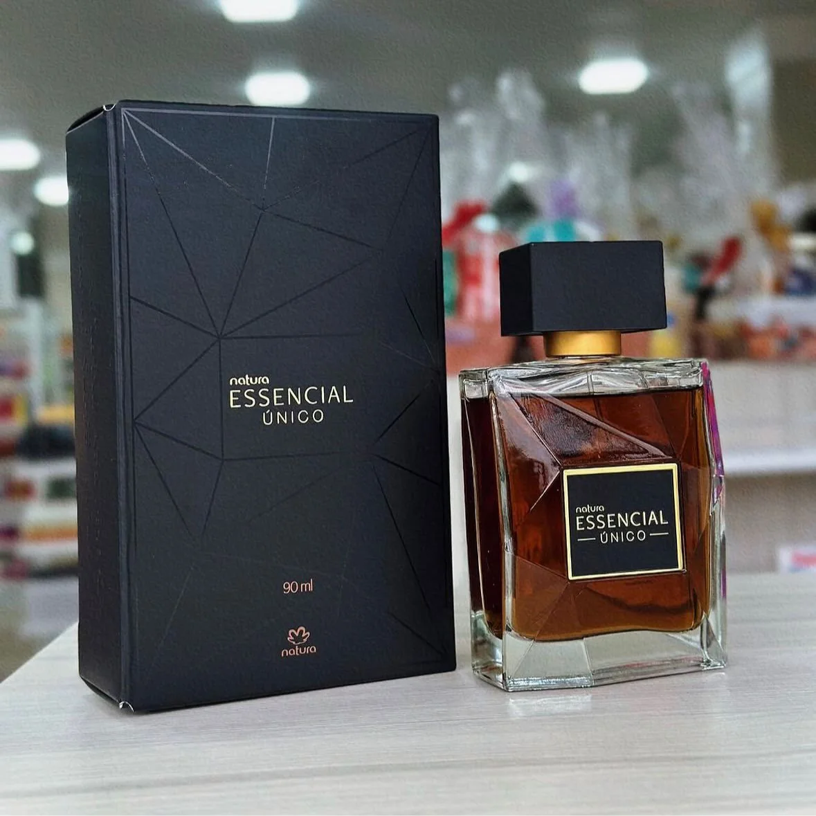 Perfume Natura Essencial Único 90ml