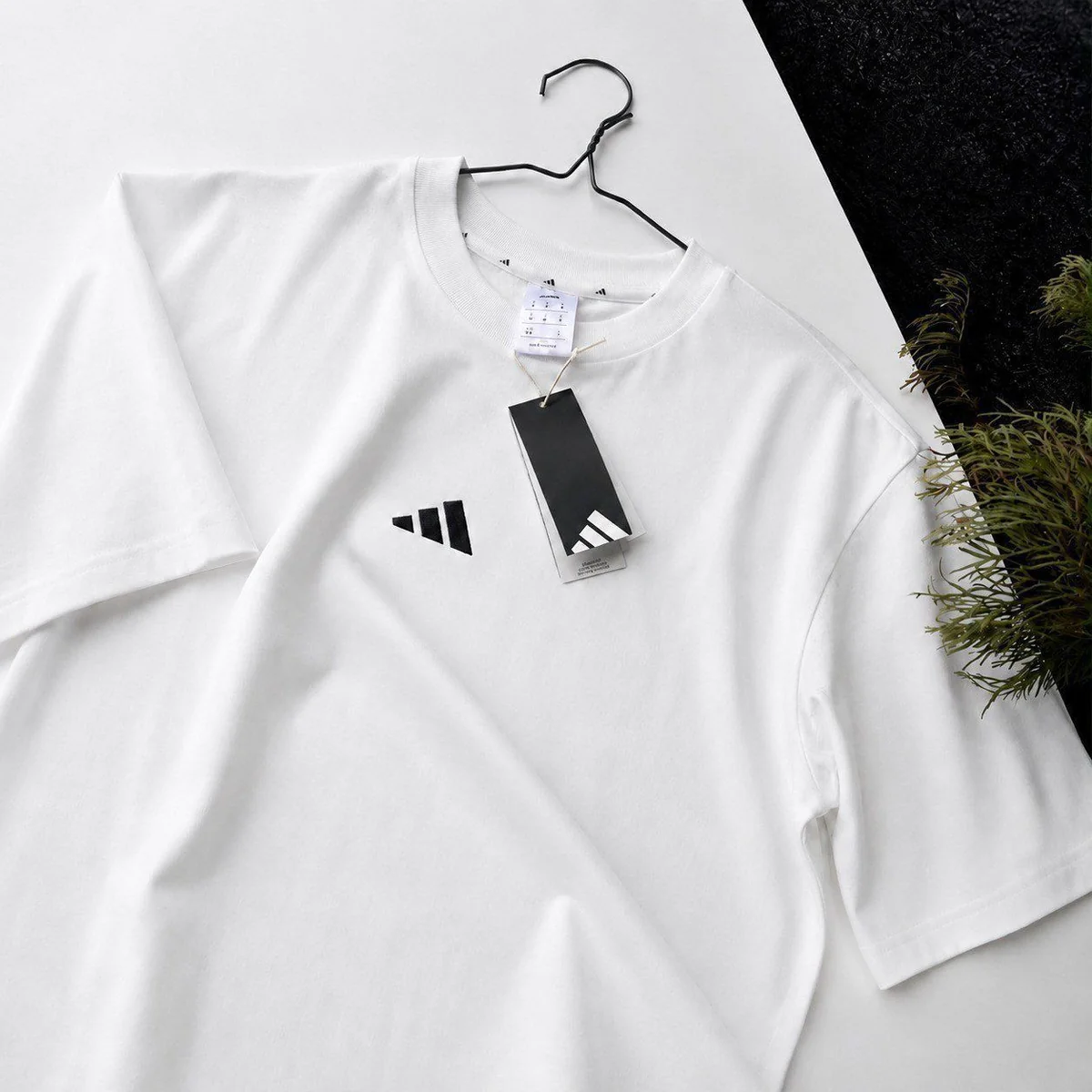 Camiseta Essentials Small Logo