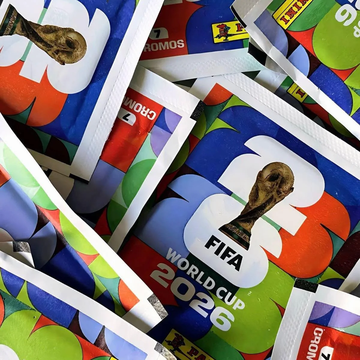 Kit 100 Envelopes (700 Figurinhas) Copa do Mundo 2026 Panini