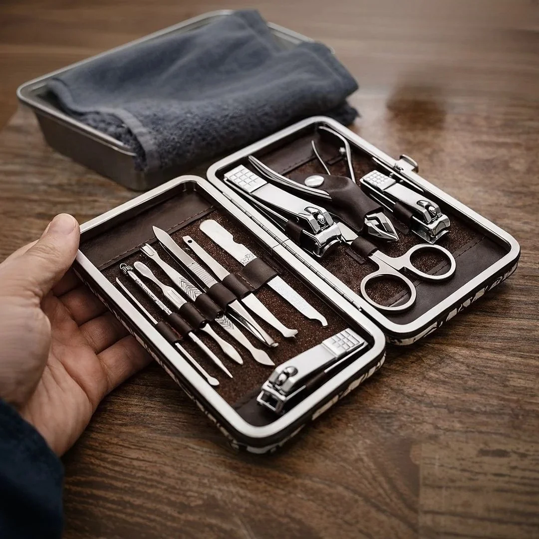 Kit Cortador De Unha Portátil 12 Pçs
