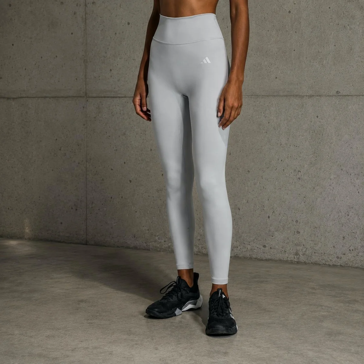 Calça Adidas Essential Seam Feminina