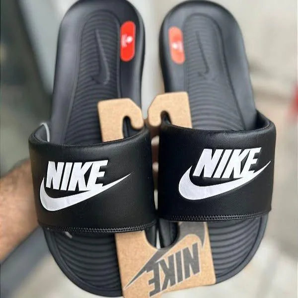 Chinelo Nike Victori One Masculino