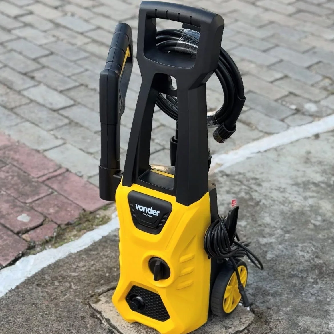 Lavadora Alta Pressão 1400w 1600psi Vonder 220v Amarelo 60hz