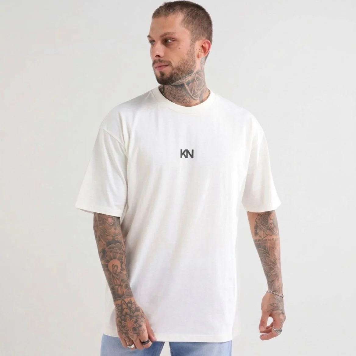 Camiseta Oversized Koenig (3 cores)