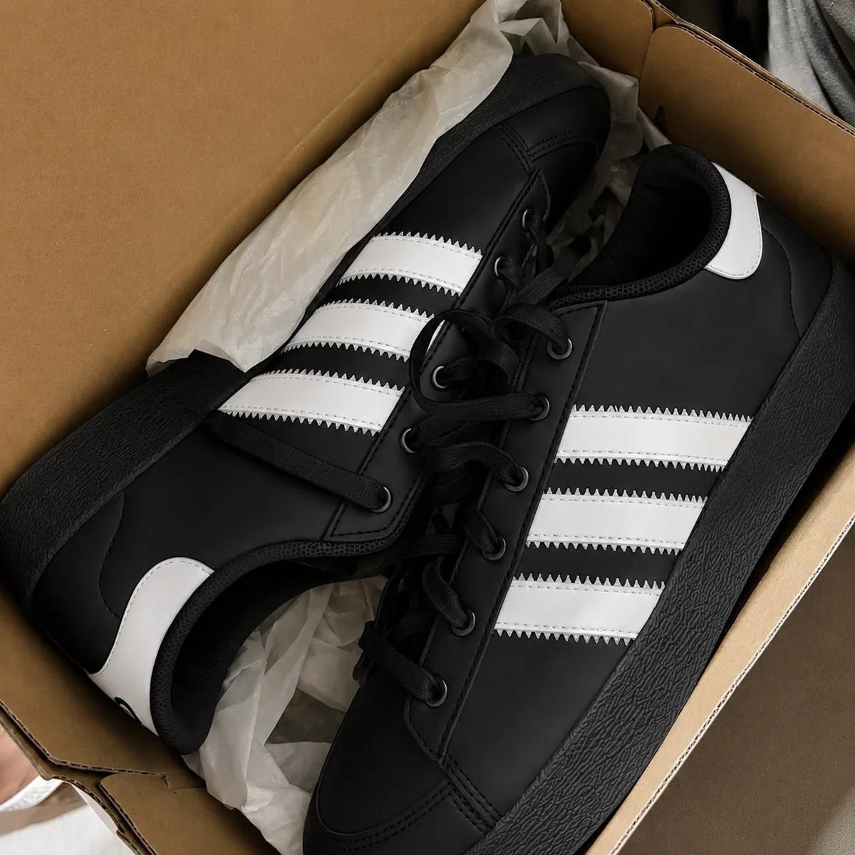 Tênis Unissex Jump Hook adidas