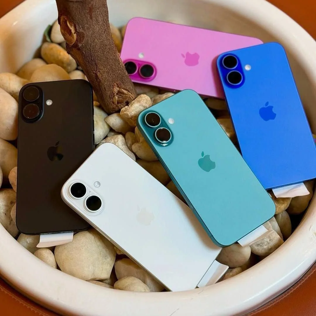 Apple iPhone 16 (128 GB)