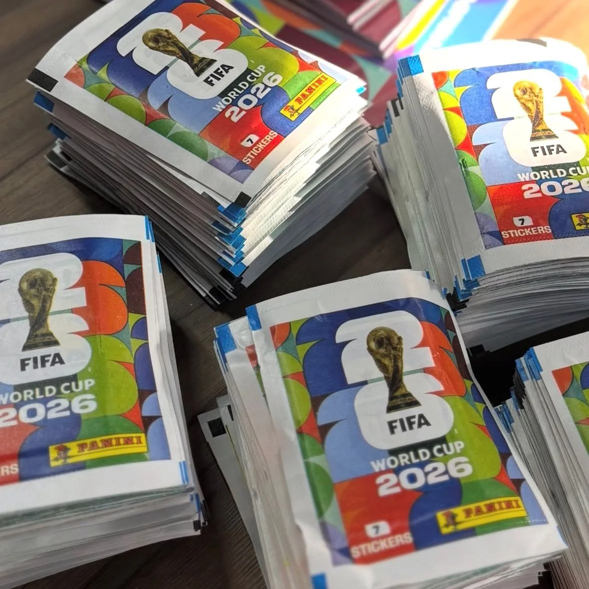 Kit com 60 Pacotes (420 figurinhas) Copa do Mundo 2026 Panini