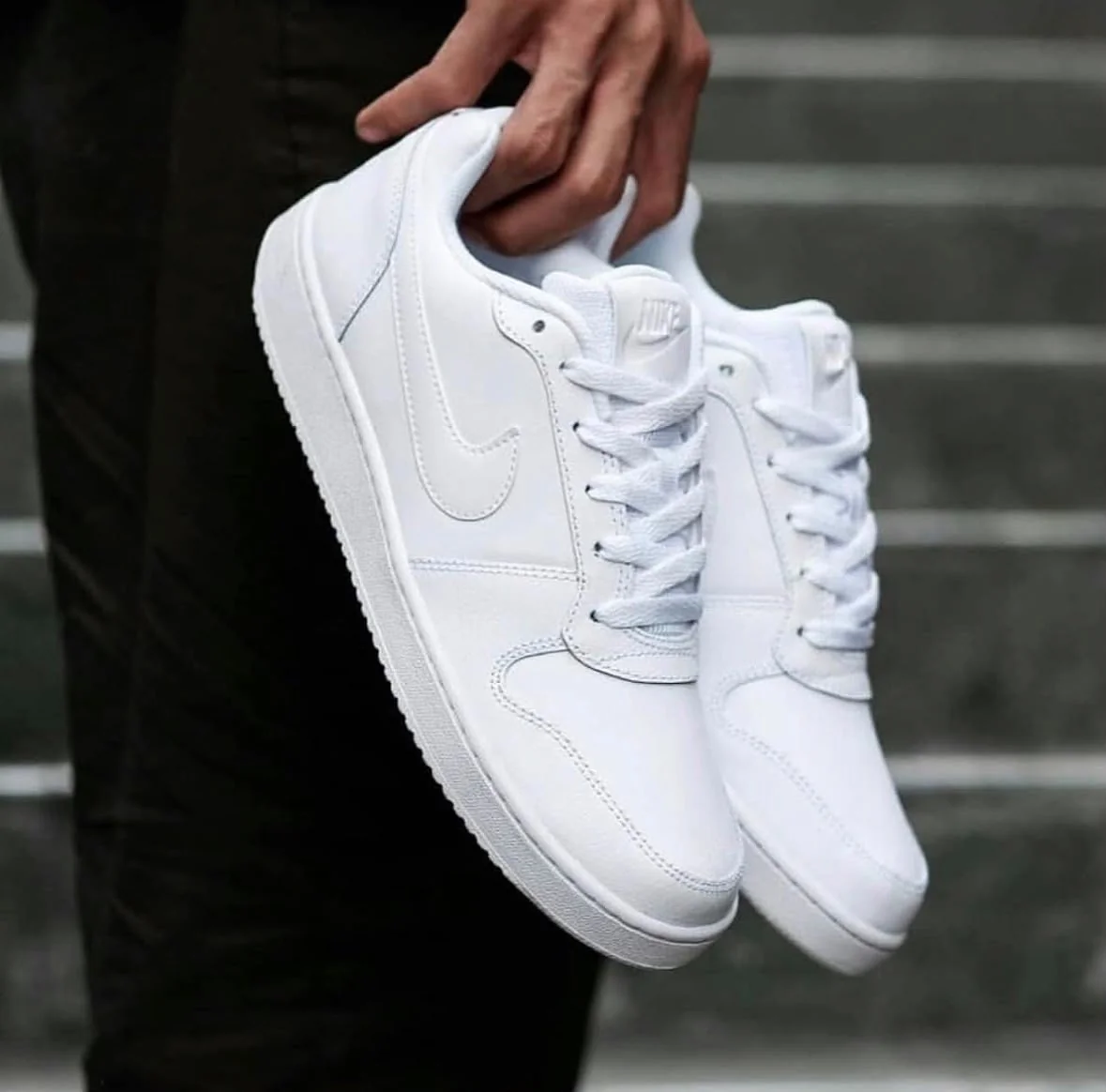 Tênis Nike Ebernon Low