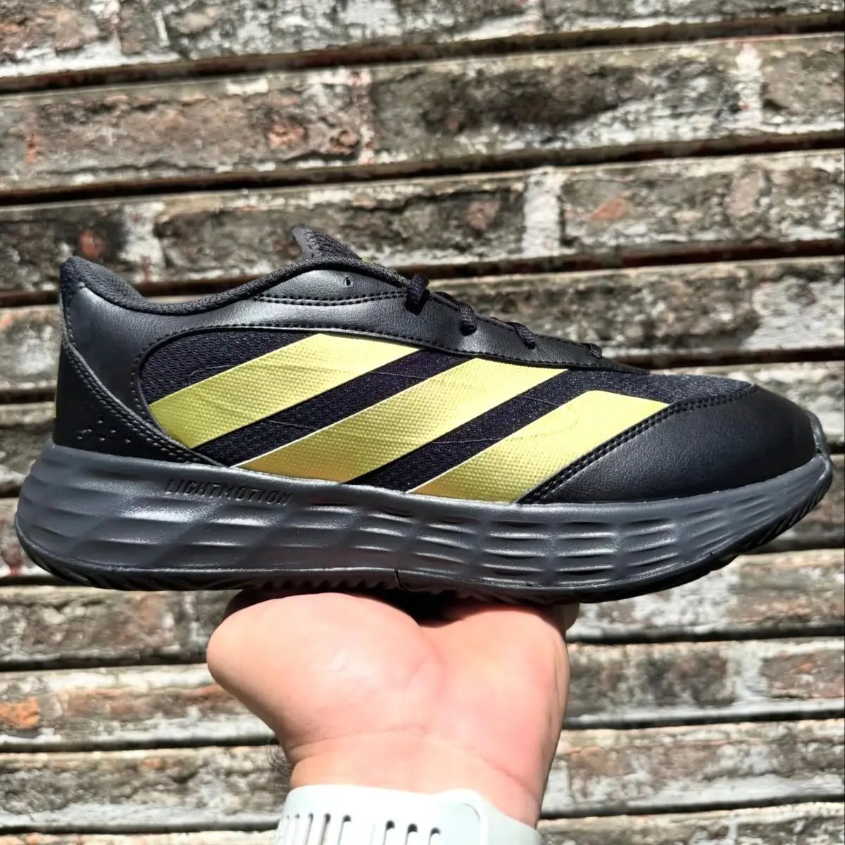 Tênis Adidas Gamechaser