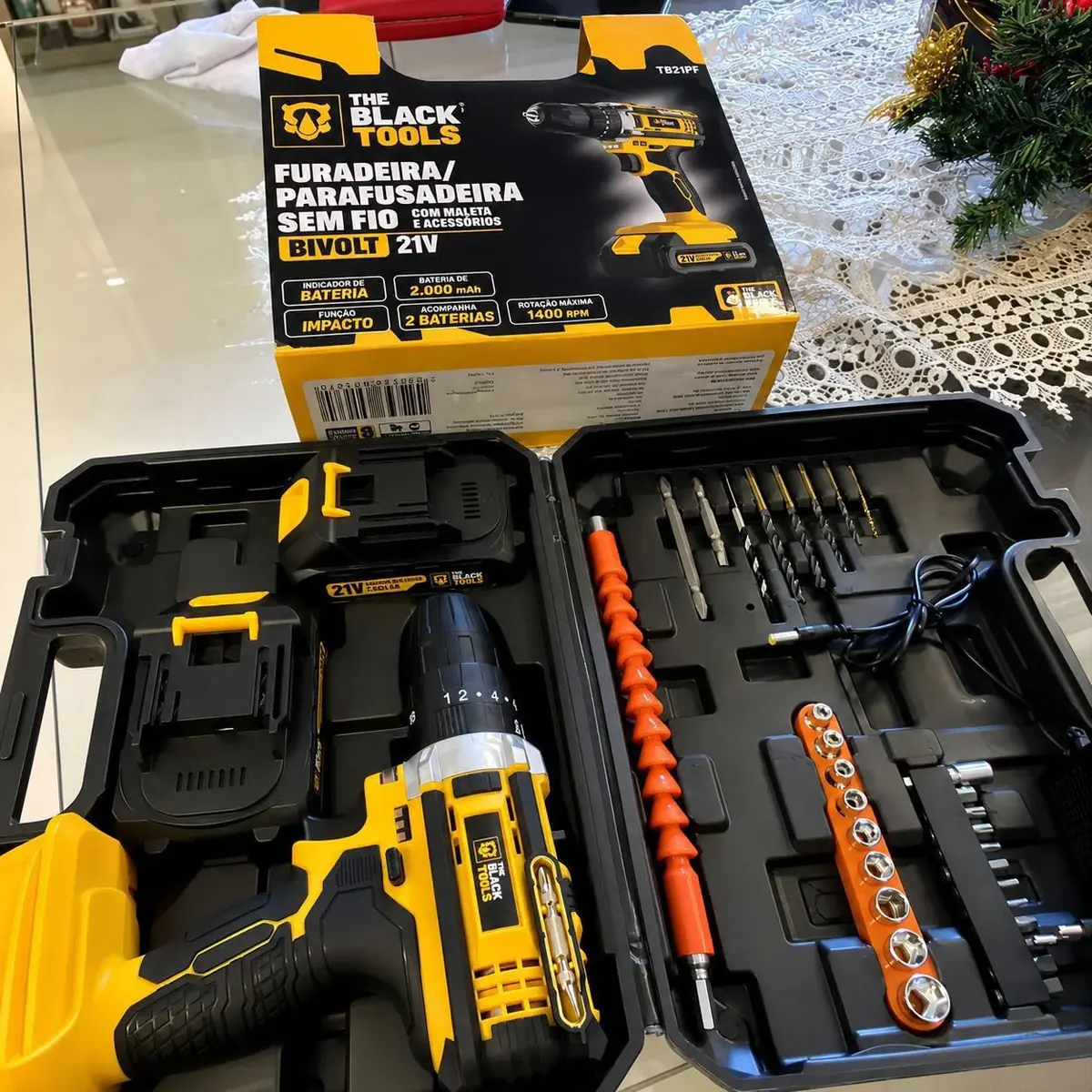 Parafusadeira Furadeira De Impacto The Black Tools 2 Baterias Com Maleta